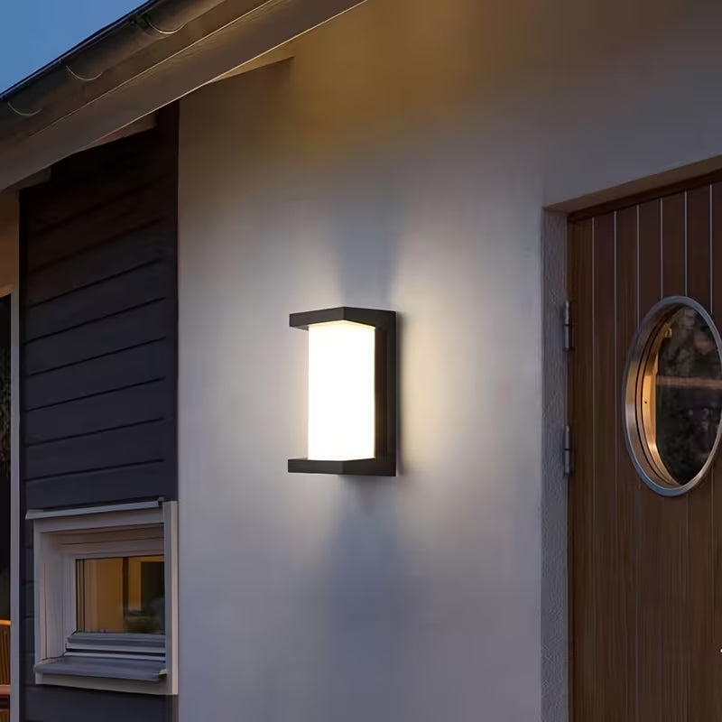 18W LED Outdoor Wall Light – IPX4 Waterproof, Semi-Flush Mount for Garden, Porch & Balcony