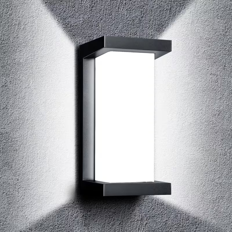18W LED Outdoor Wall Light – IPX4 Waterproof, Semi-Flush Mount for Garden, Porch & Balcony