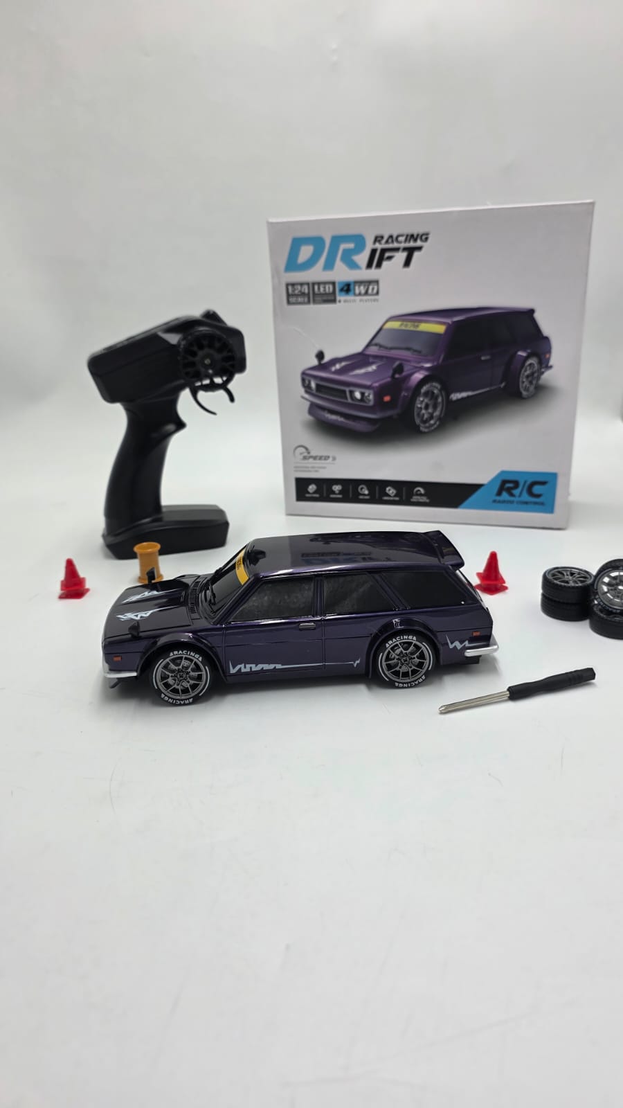 Dutsan Drift Racing RC Car – 20KM/H | 4WD with Extra Drift Tires