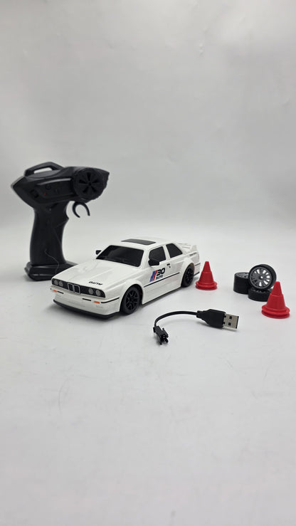BMW E30 RC Drift Car – White Edition